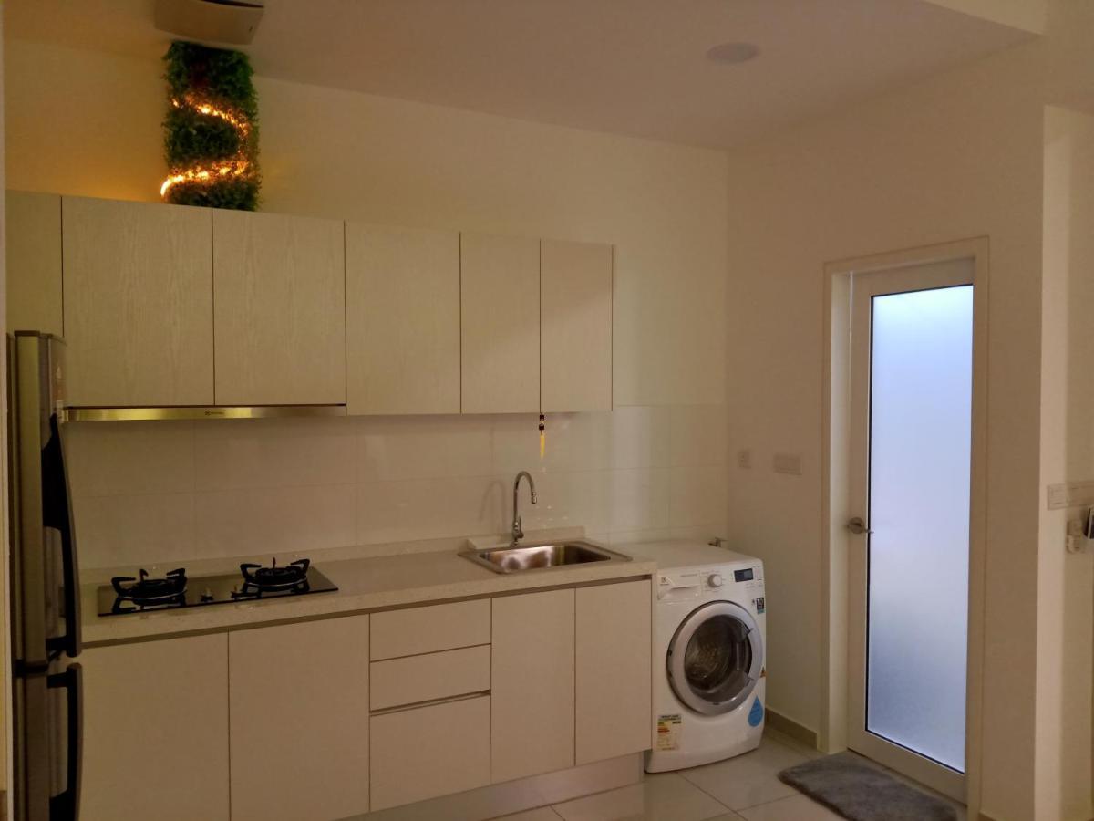 #4 Summer Studio - One South Seri Kembangan Zewnętrze zdjęcie